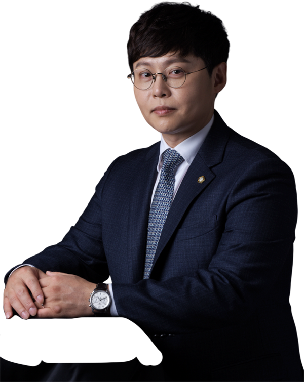 대표 변호사 사진